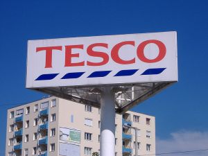 Tesco_sign by Burrows Taken from Wikimedia Commons