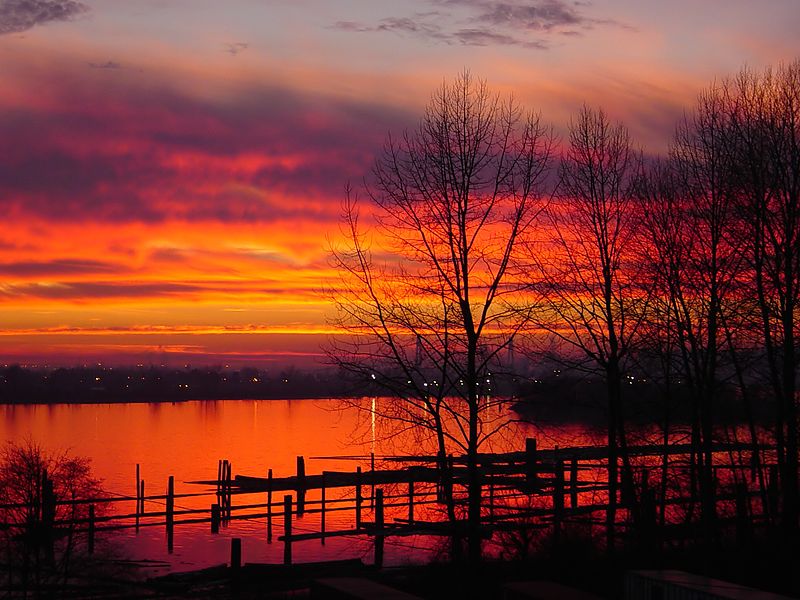 Sunset_in_Coquitlam by Chad Teer                   Taken from Wikimedia Commons